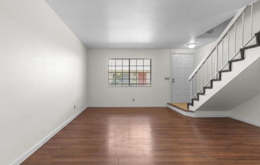Building Photo - 384 S 11th St