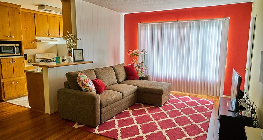 Sala de estar - 1242 Wellesley Ave