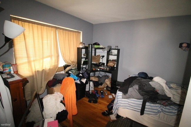 Building Photo - 36 Dighton St