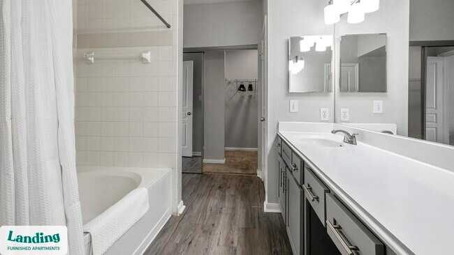 Foto del edificio - 2500 Woodland Park Dr