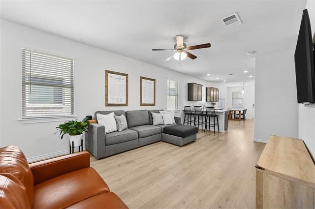 Foto del edificio - 1524 Bennington Ln