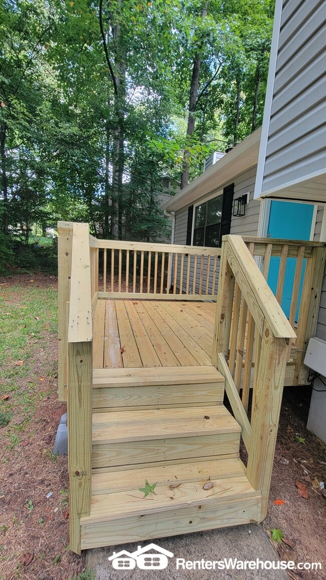 Foto del edificio - 1909 Suwanee Valley Rd NW