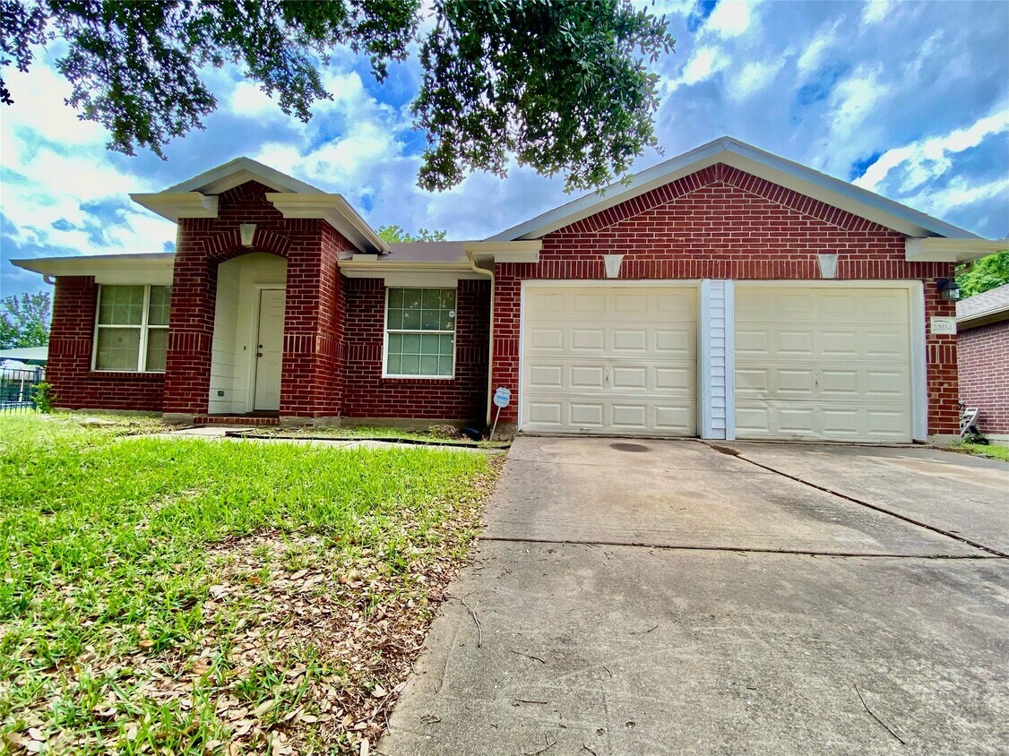 Foto principal - 20334 Linden Tree Dr