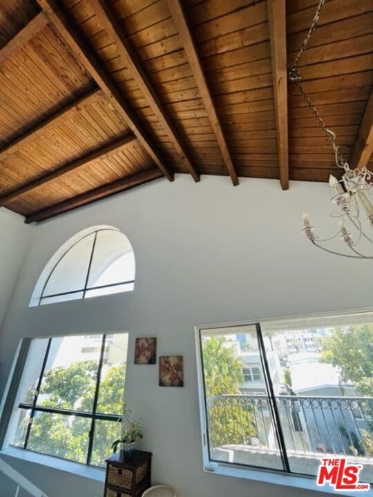 Building Photo - 221 S Gale Dr