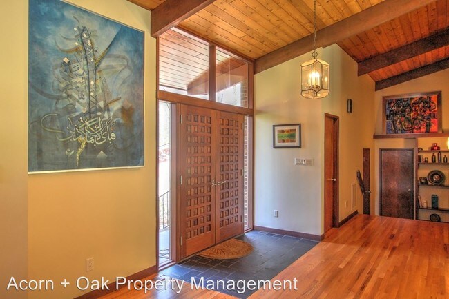 Building Photo - 4 br, 3.5 bath House - 3315 Stoneybrook Drive