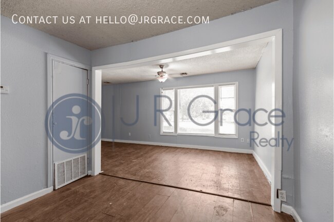 Foto del edificio - 4212 Knoll Dr