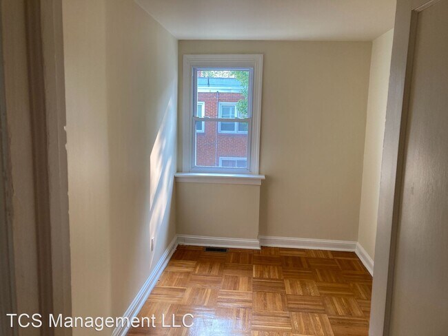 Building Photo - 3 br, 2 bath House - 315 Barker Avenue