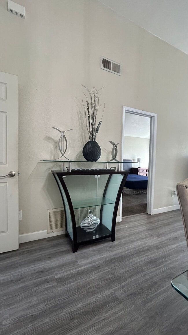 Foto del edificio - 406 Windjammer Cir