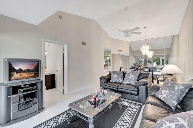 Foto del edificio - 280 NW 67th St