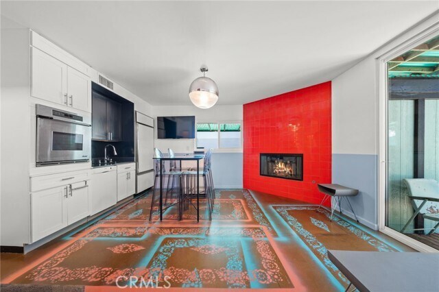 Foto del edificio - 319 Viewland Pl
