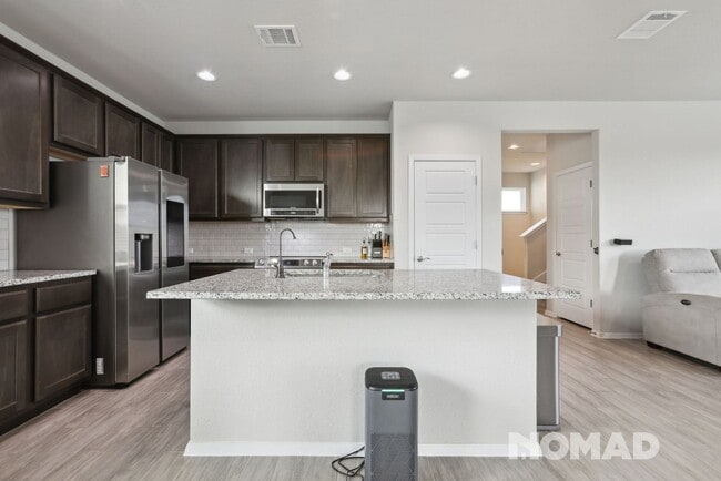 Foto del edificio - 209 Lake Placid Run