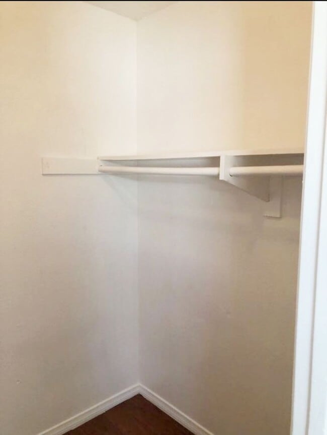 Photo - 16615 S Denver Ave Apartment