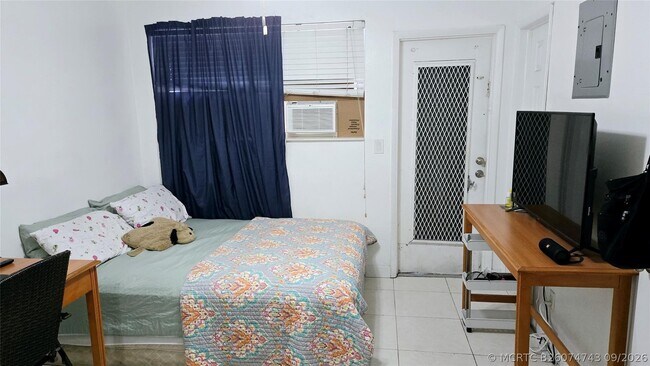 Foto del edificio - 2213 Lincoln St
