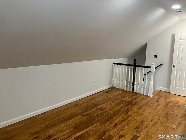 Foto del edificio - 490 Danbury Rd