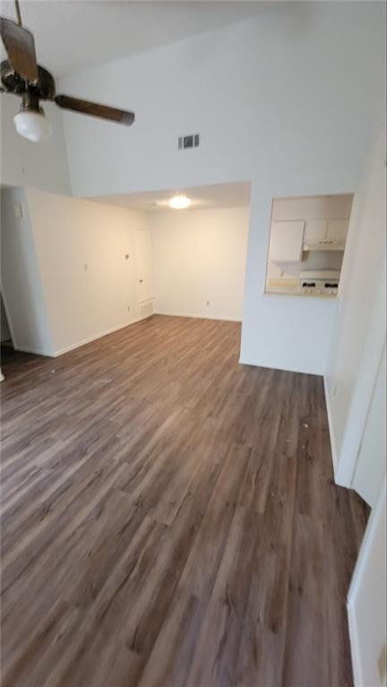 Building Photo - 2038 Redwing Way