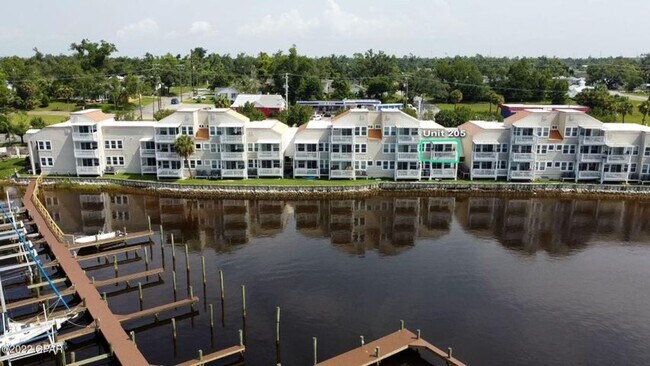 Foto del edificio - Enjoy this view from your balcony at  Bayou Pointe Villas