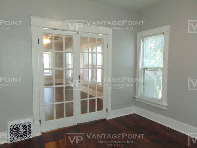 Building Photo - 902 Lawe St