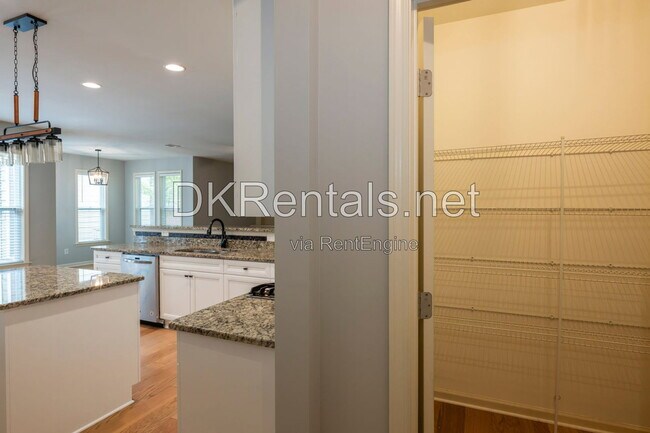 Building Photo - 11923 Aspen Forest Dr