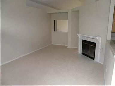 Building Photo - 9368 Soaring Oaks Dr