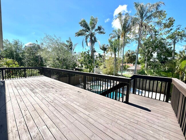 Foto del edificio - 3526 Overlook Dr NE