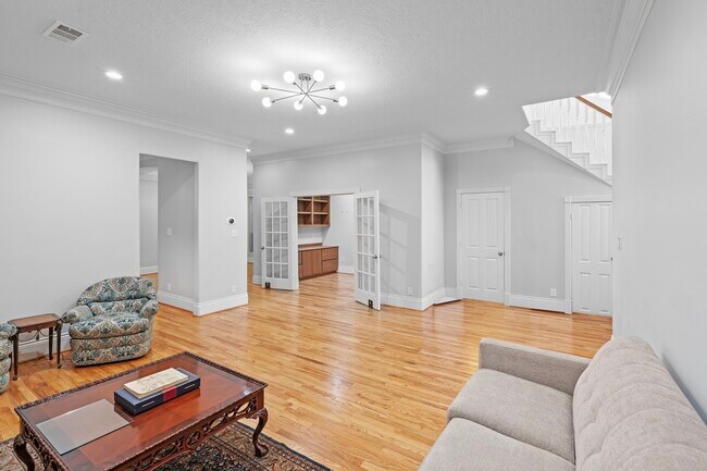 Foto del edificio - 4742 Post Oak Timber Dr