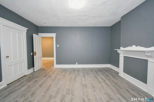 Foto del edificio - 122 Hungerford St