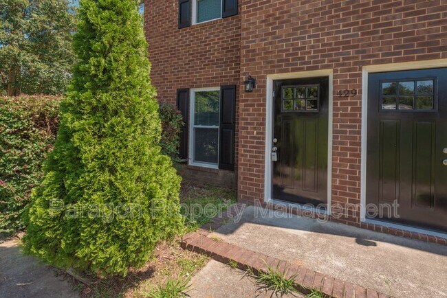 Building Photo - 429 Evans Mill Dr