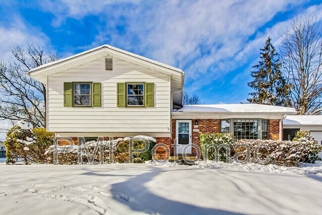 Building Photo - 717 Carter Rd