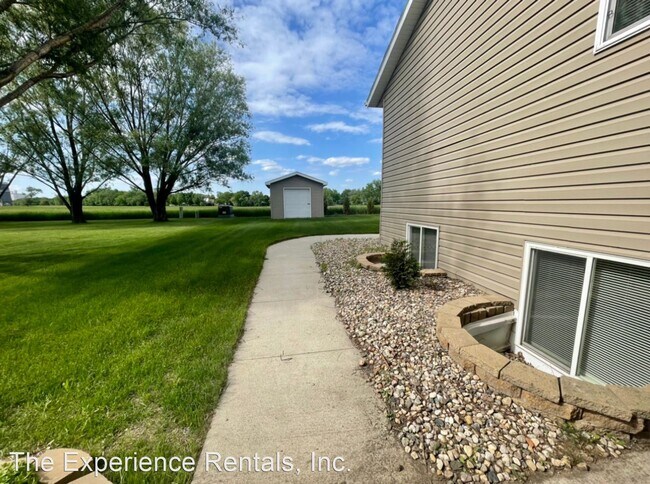 Building Photo - 4 br, 2 bath House - 914 13th Ave SW