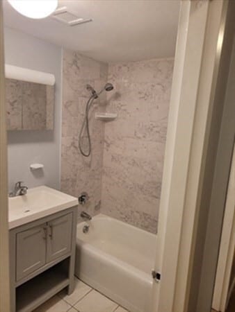 Building Photo - 14 Concord Ave