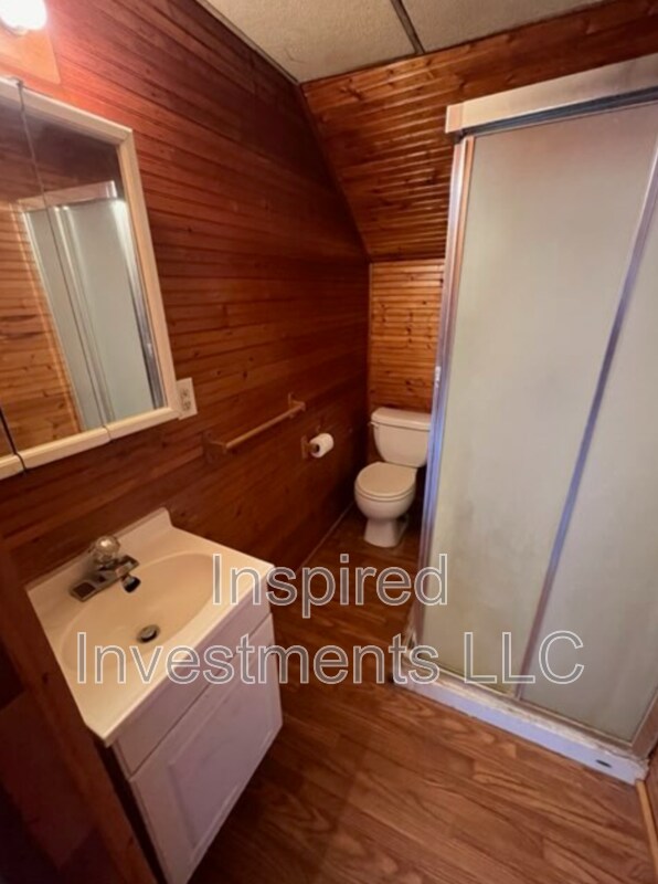 2408 Brown St, Anderson, IN 46016 Condo for Rent in Anderson, IN