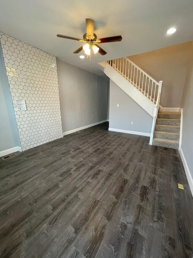 Building Photo - New Beautiful 3bed/1.5 bath in West Baltimore