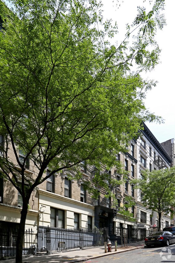 Building Photo - 613-619 W 144th St