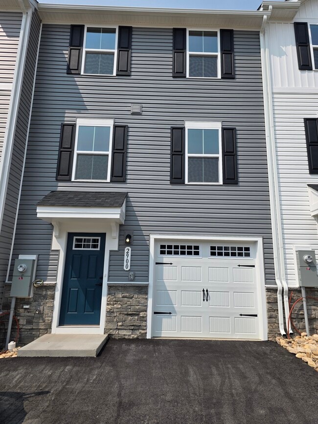 Front Entrance - 2900 Orch Rdg Ln