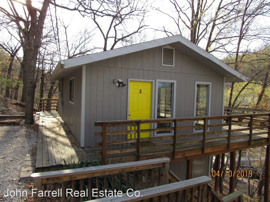 137 Walnut Ct, Lake Ozark, MO 65049 House Rental in Lake Ozark, MO