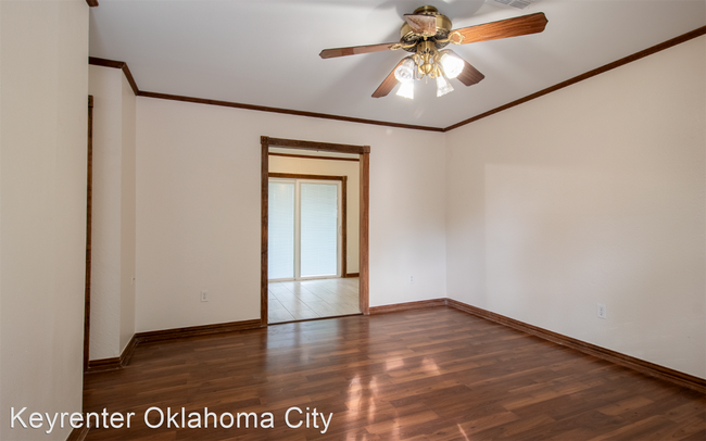 Foto del edificio - 3 br, 2 bath House - 1610 Eisenhower Rd