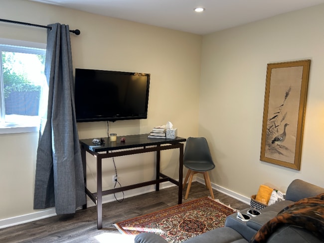 Foto del edificio - 4166 Jasmine Ave