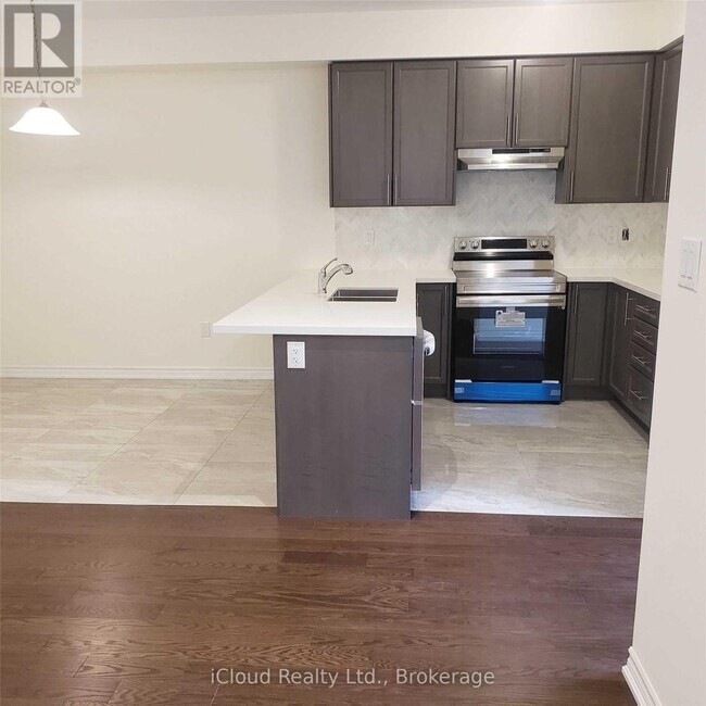 Photo du bâtiment - 41 Allegro Dr