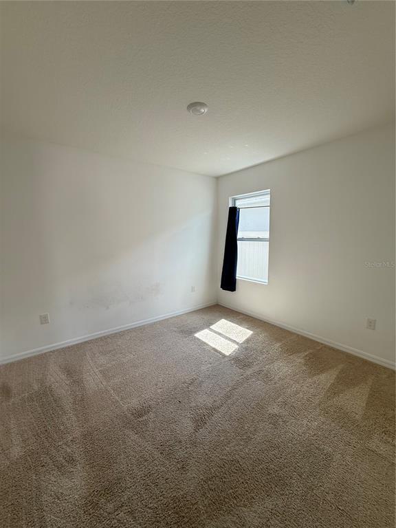 Foto del edificio - 1731 Setter Ave