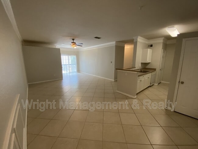 Building Photo - 4323 Bayside Village Dr