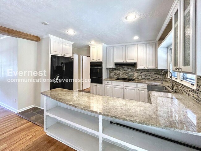 Foto del edificio - 4542 Carter Rd