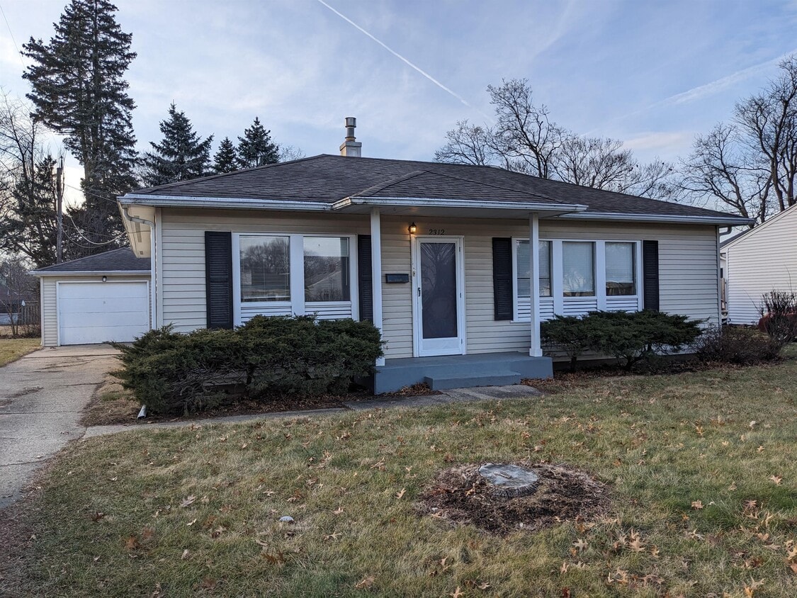 Foto principal - 2312 Ridge Ave