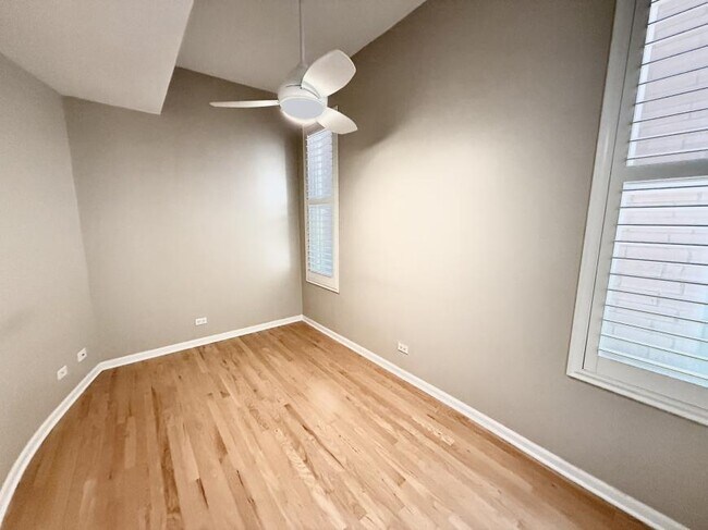 Foto del edificio - 1 bedroom in Chicago IL 60642