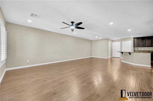 Foto del edificio - 3013 Camino Sereno Ave