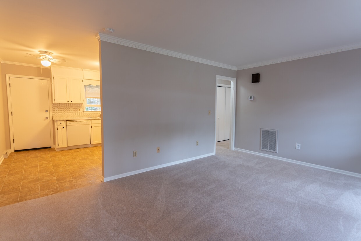 303 Jonesville Rd Unit 303, Simpsonville, SC 29681 Apartments in