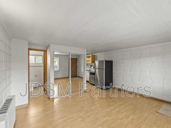 Foto del edificio - 2860 W 32nd Ave