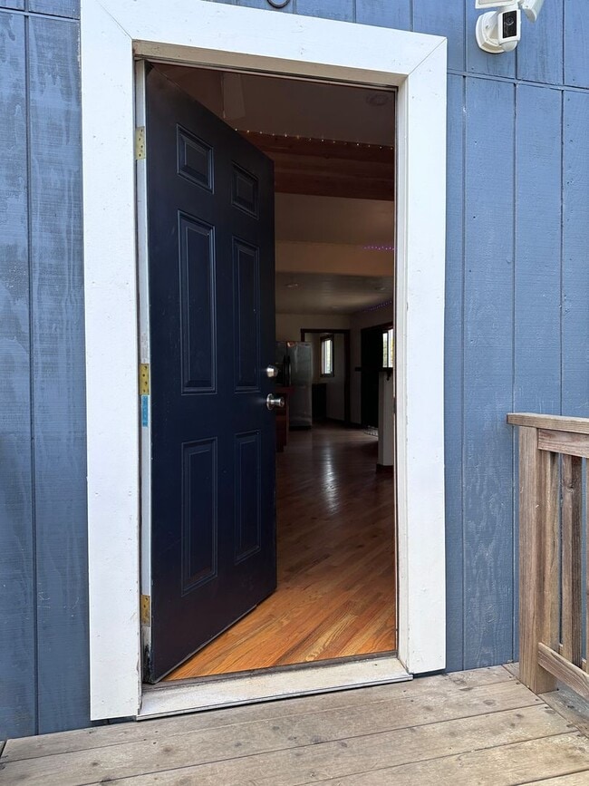 Building Photo - Beautiful Custom 3-Bedroom, 2-Bath Home on a Sunny Quarter-Acre in McKinleyville