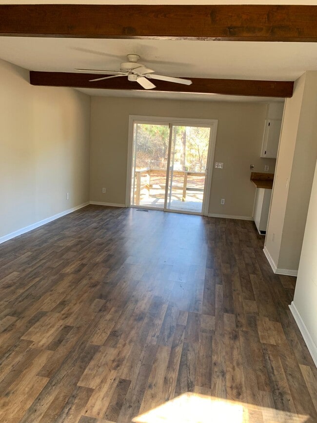 Foto del edificio - 286 R Sands Rd