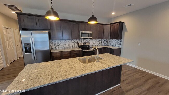 Foto del edificio - 1438 S Preston St