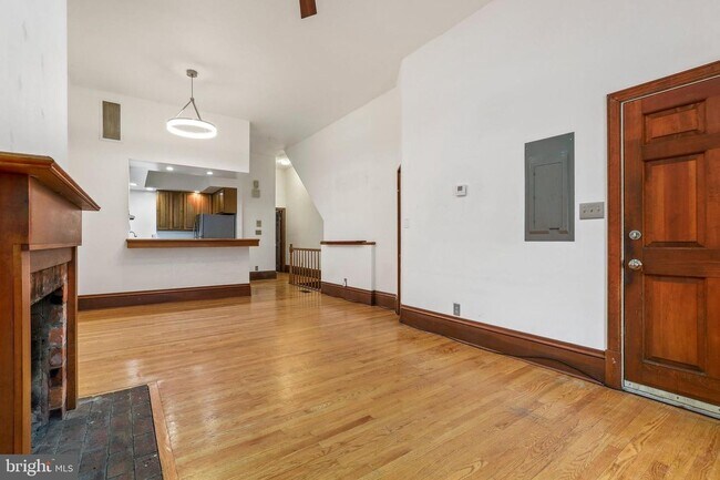 Building Photo - 1331 T St NW